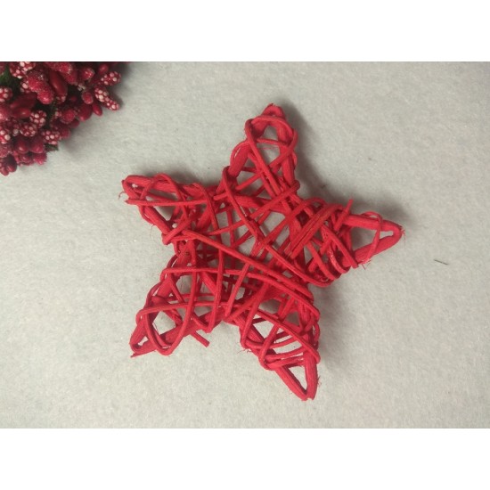 Ротанговая звезда 9 см цв. красный, цена за 1 шт